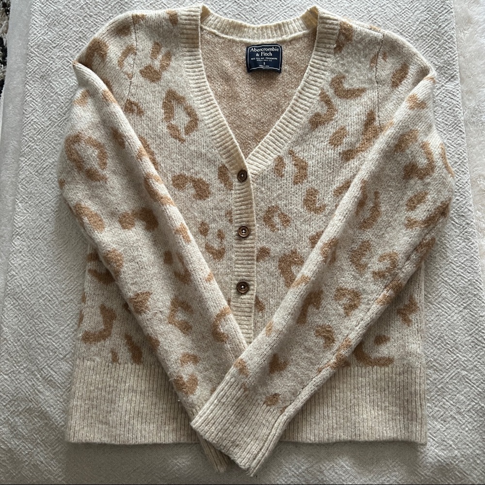 Abercrombie & Fitch Cream and Brown Leopard Cardigan